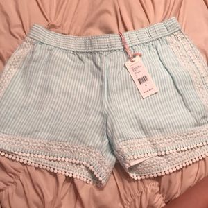 Vineyard Vines linen shorts new with tags Size S